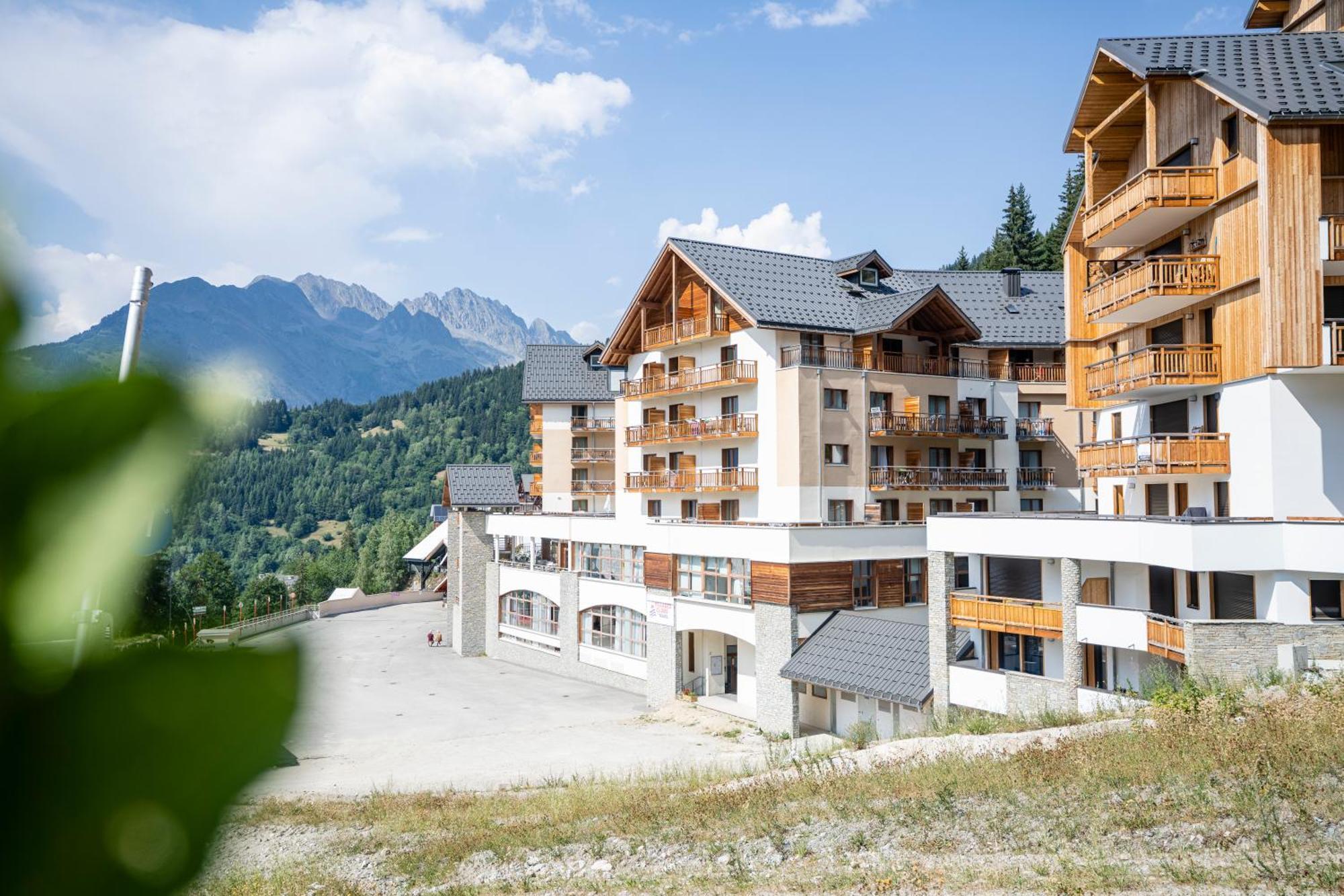 Villages Clubs Du Soleil - Oz En Oisans Oz Esterno foto